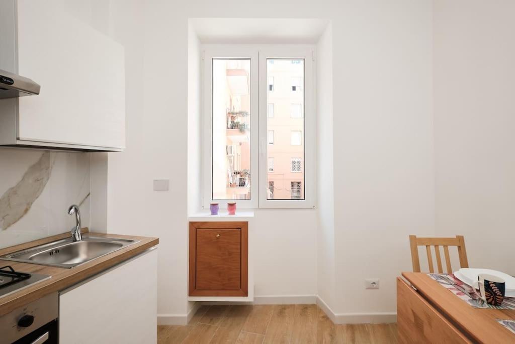 Apartamento 20 Minuti Vaticano - Nido Shopping Folkoristico Roma